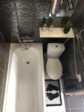 Апартаменты Modern Red Apartment Львов Апартаменты с 1 спальней-11